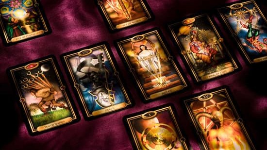 koenigin der kelche tarot